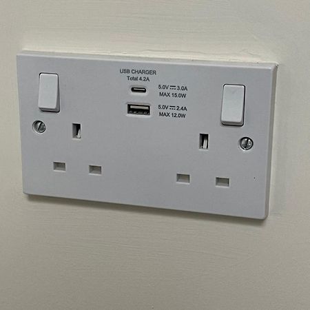 Unique Duplex Apartment Free Parking Free Wi-Fi 6 Minutes From Leeds City Centre Exteriör bild