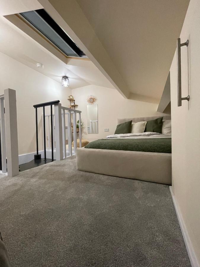 Unique Duplex Apartment Free Parking Free Wi-Fi 6 Minutes From Leeds City Centre Exteriör bild