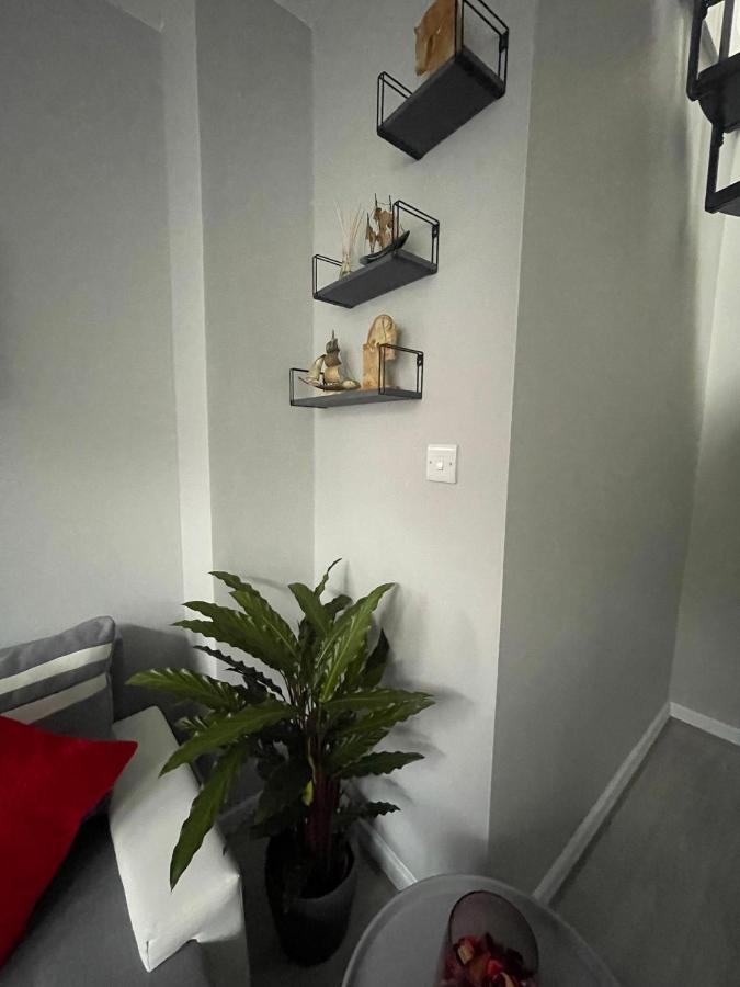 Unique Duplex Apartment Free Parking Free Wi-Fi 6 Minutes From Leeds City Centre Exteriör bild
