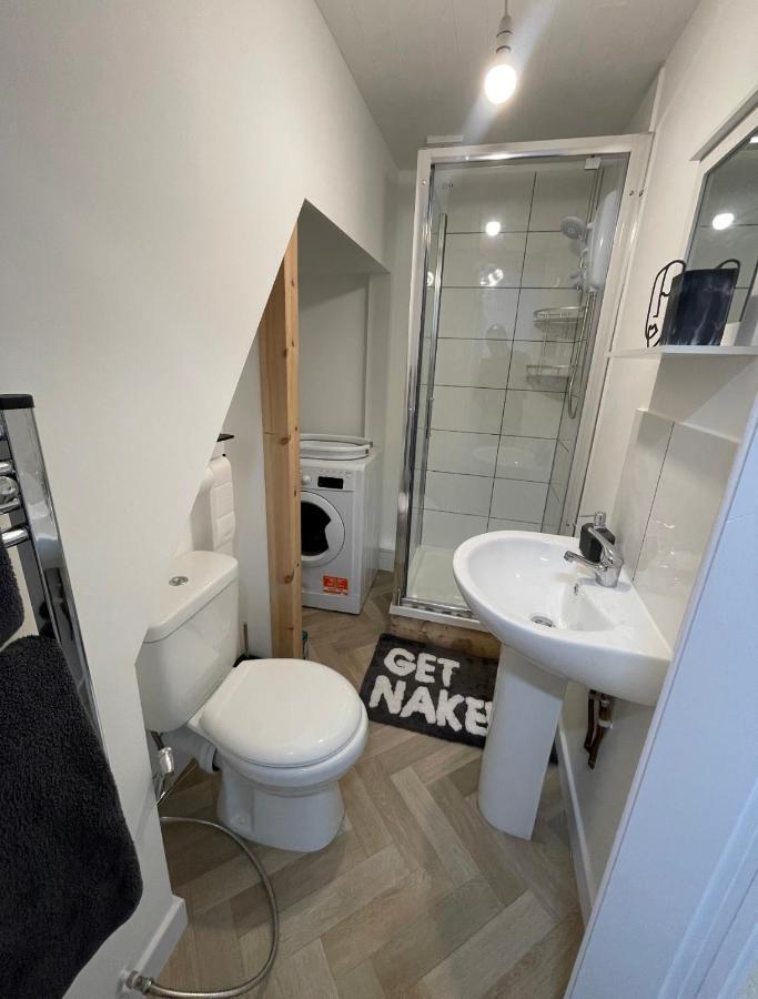 Unique Duplex Apartment Free Parking Free Wi-Fi 6 Minutes From Leeds City Centre Exteriör bild