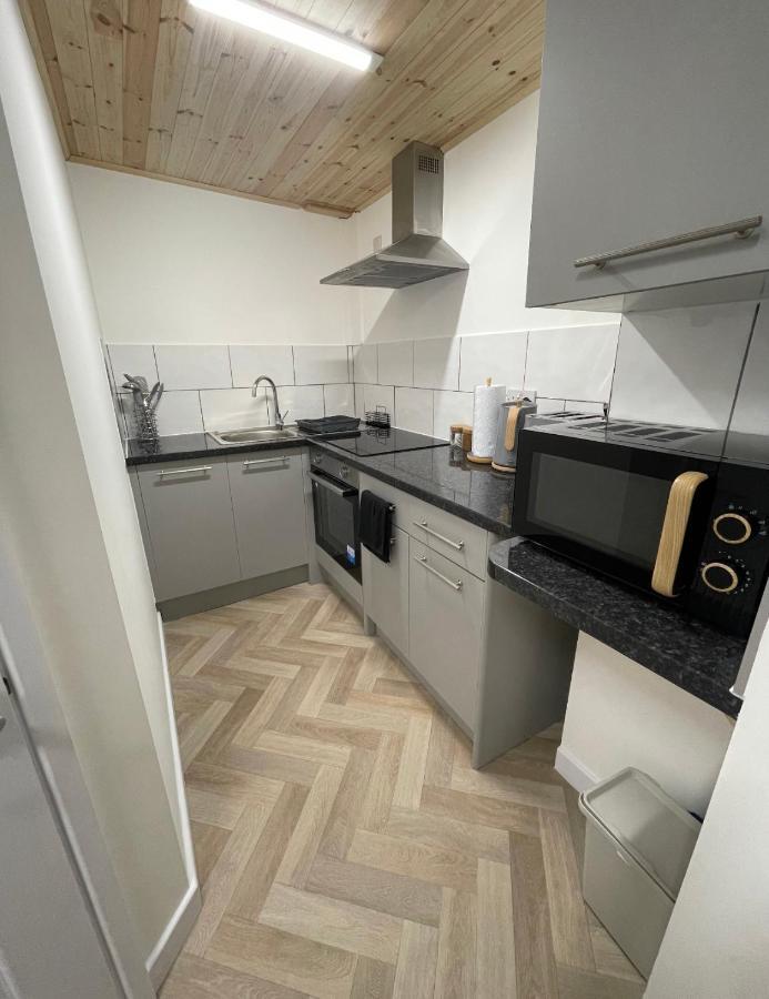 Unique Duplex Apartment Free Parking Free Wi-Fi 6 Minutes From Leeds City Centre Exteriör bild