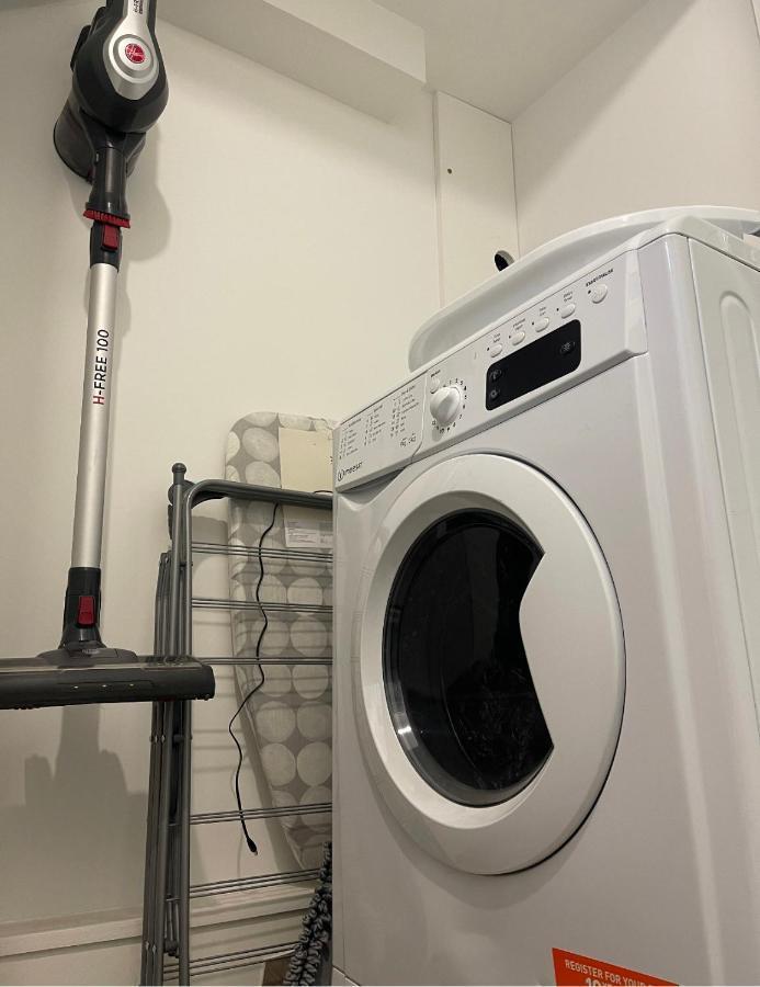 Unique Duplex Apartment Free Parking Free Wi-Fi 6 Minutes From Leeds City Centre Exteriör bild