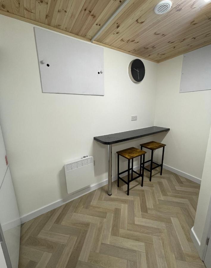 Unique Duplex Apartment Free Parking Free Wi-Fi 6 Minutes From Leeds City Centre Exteriör bild