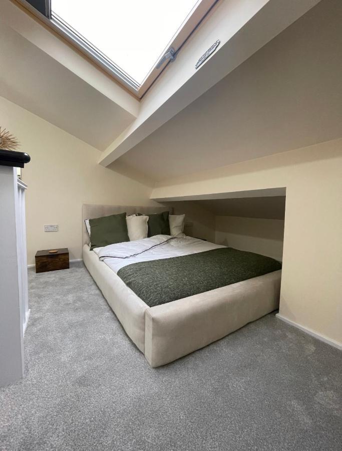 Unique Duplex Apartment Free Parking Free Wi-Fi 6 Minutes From Leeds City Centre Exteriör bild